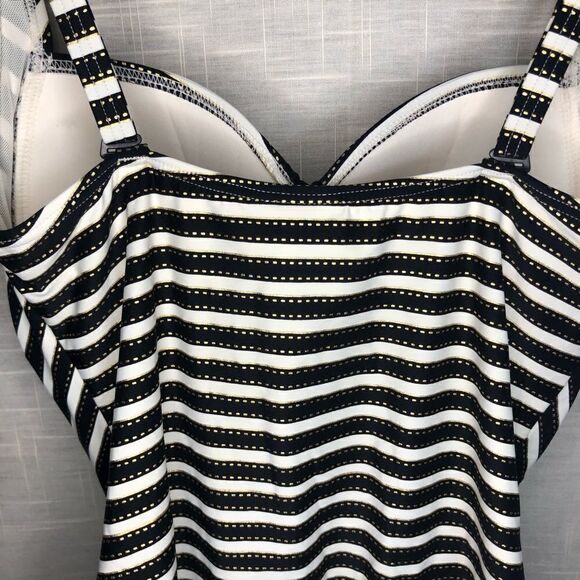 Niptuck Swimsuit Striped One Piece Ruching For Slimming Size 8 - Picture 4 of 13